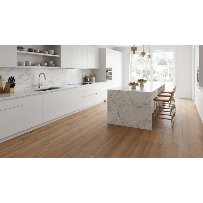Almond Oak Laminate 19.7cm x 121.8cm x 8mm (2.4 Sq/M Per Pack)