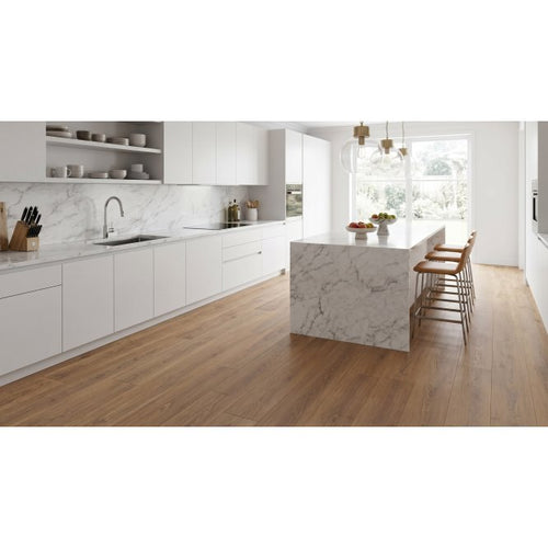 Almond Oak Laminate 19.7cm x 121.8cm x 8mm (2.4 Sq/M Per Pack)