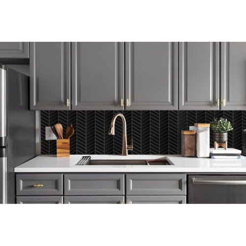 Chevron Gloss Black 28.85cm x 30.25cm (2.3cm x 8.5cm) Mosaic Tile