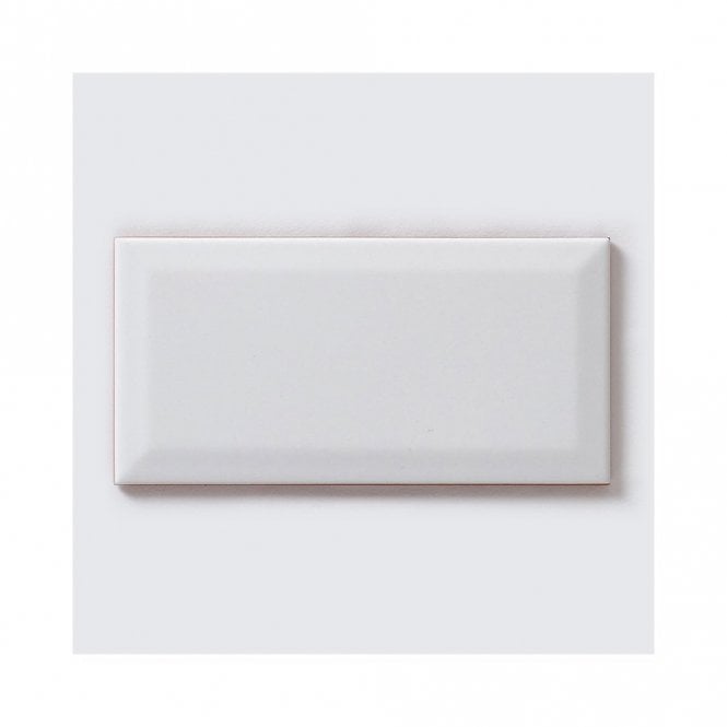 Metro Bevelled Gloss White 10cm x 20cm Wall Tile Full Pallet Deal (3600 Pieces)