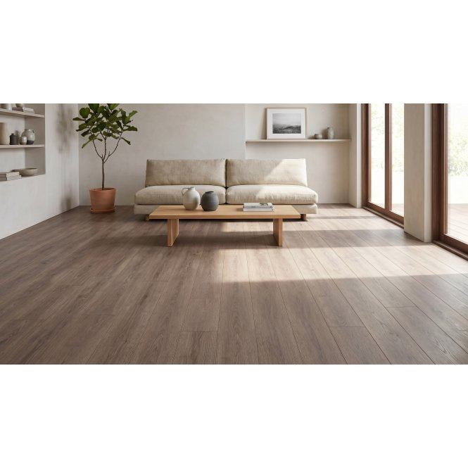 Natural Walnut Laminate 19.7cm x 121.8cm x 8mm (2.4 Sq/M Per Pack)