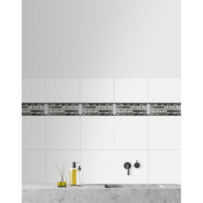 Savanah Metallic 7.5cm x 20cm Border Tile