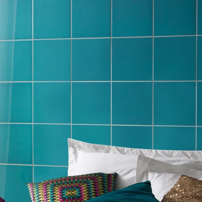 V&A Plain Turquoise 19.8cm x 19.8cm Gloss Tile